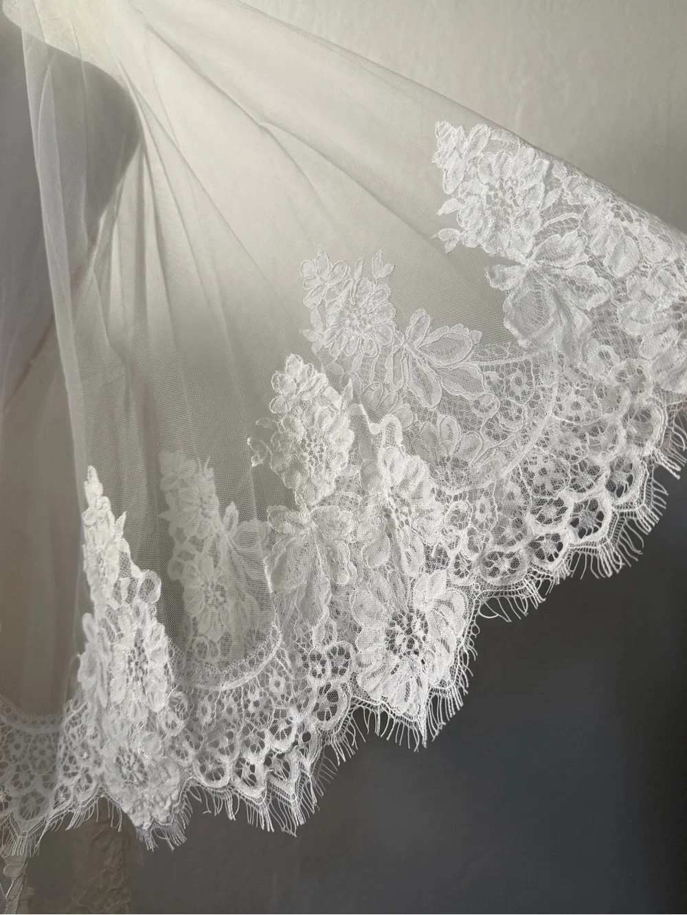 Cathedral Floral Drop Lace Wedding Veil with Comb